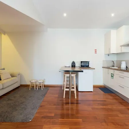 公寓 Lovelystay - Lovely Studio W/ Balcony 波尔图