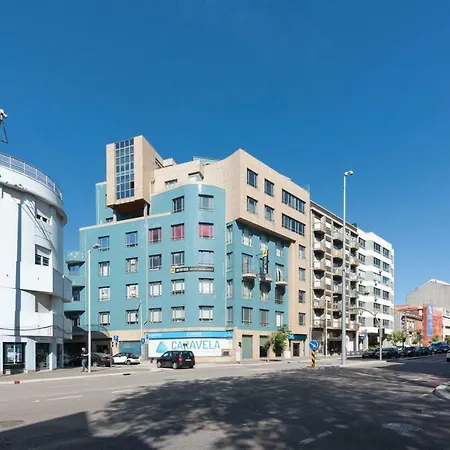 Lovelystay - Lovely Studio W/ Balcony * 波尔图