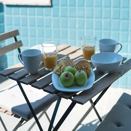Lovelystay - Lovely Studio W/ Balcony 公寓