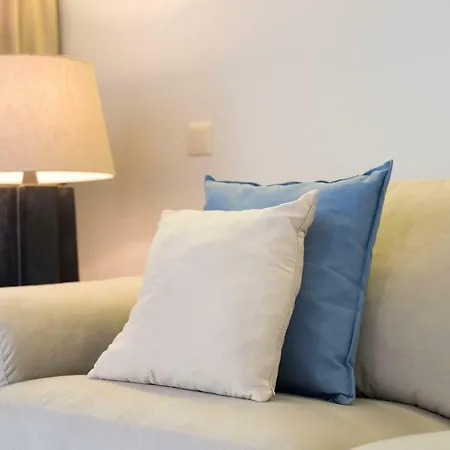 Lovelystay - Lovely Studio W/ Balcony 公寓
